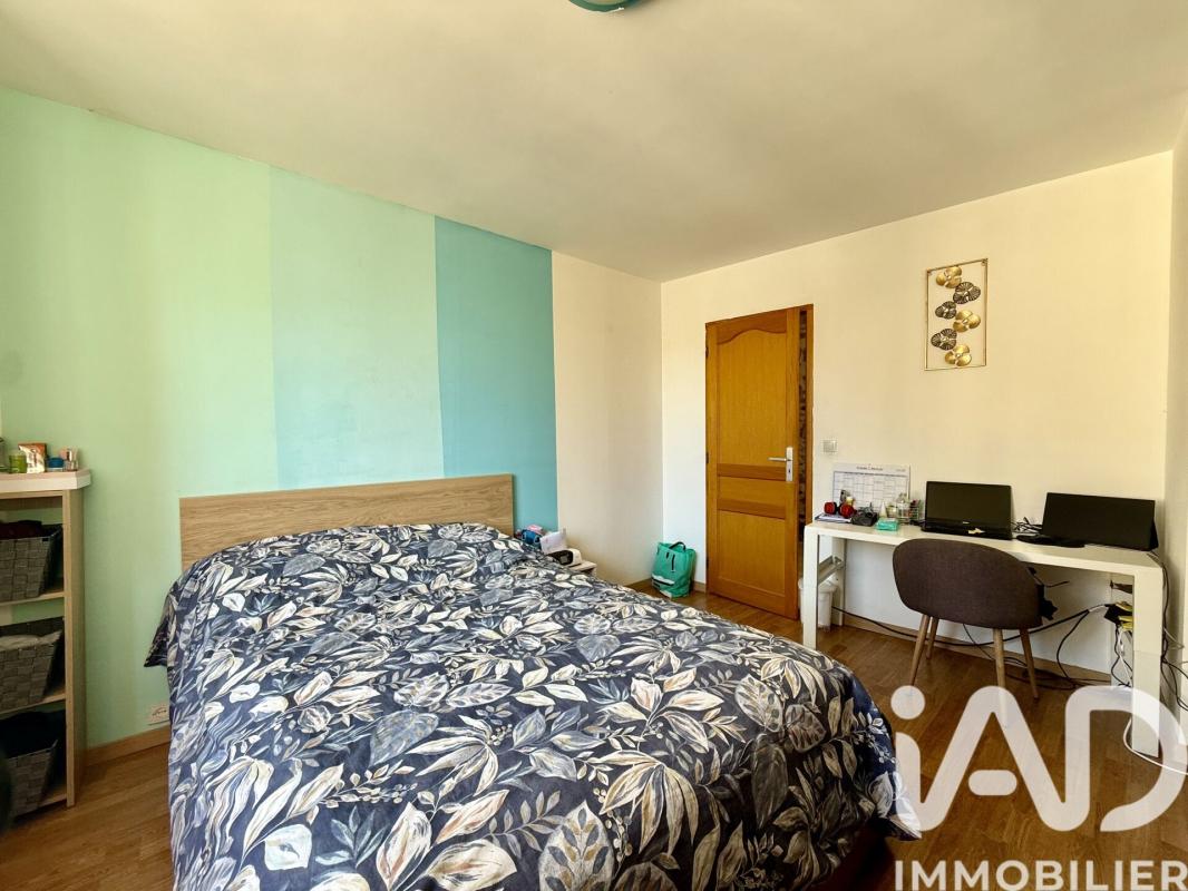 Maison 9 Pièce(s) Le Châtelet-en-Brie - Photo 13