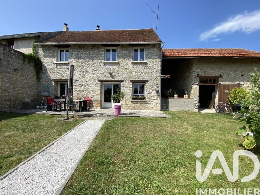 Maison 4 Pièce(s) Briarres-sur-Essonne
