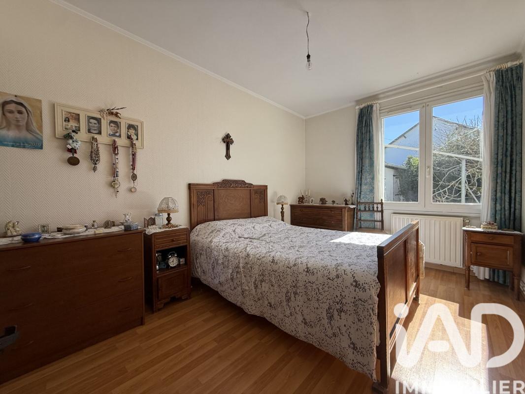 Maison 4 Pièce(s) Truyes