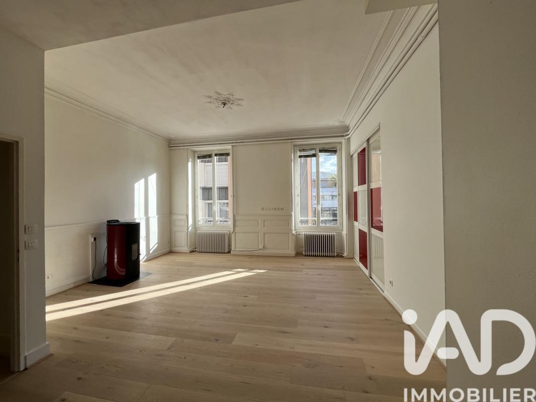 Appartement 7 Pièce(s) Voiron