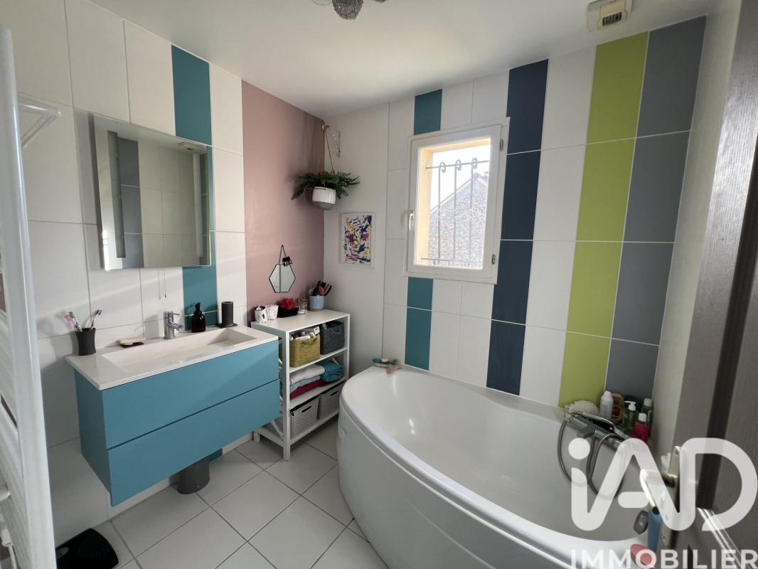 Maison 5 Pièce(s) Montereau-sur-le-Jard - Photo 15