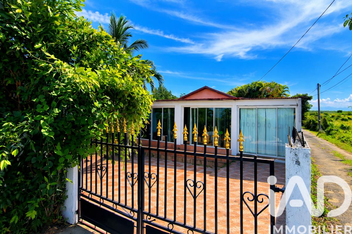 Maison 7 Pièce(s) Saint-Pierre