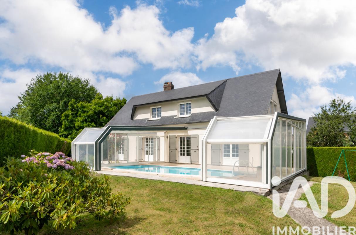 Maison 8 Pièce(s) Le Mesnil-Esnard