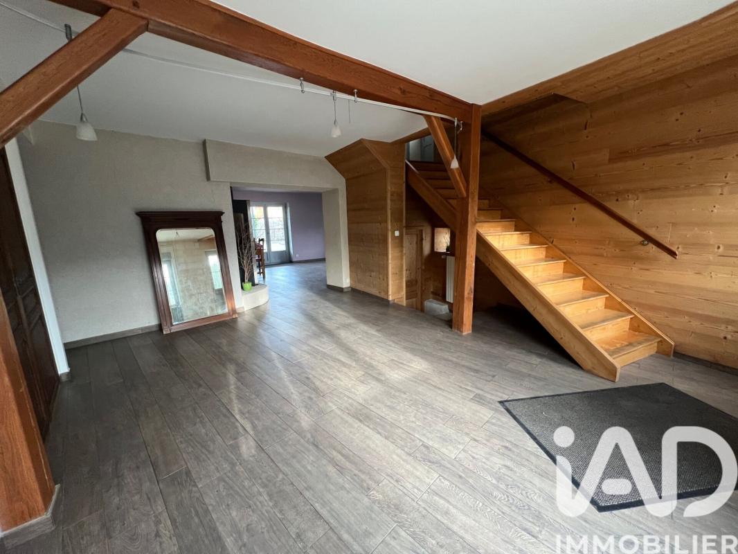 Maison 5 Pièce(s) Saint-Hymetière - Photo 2