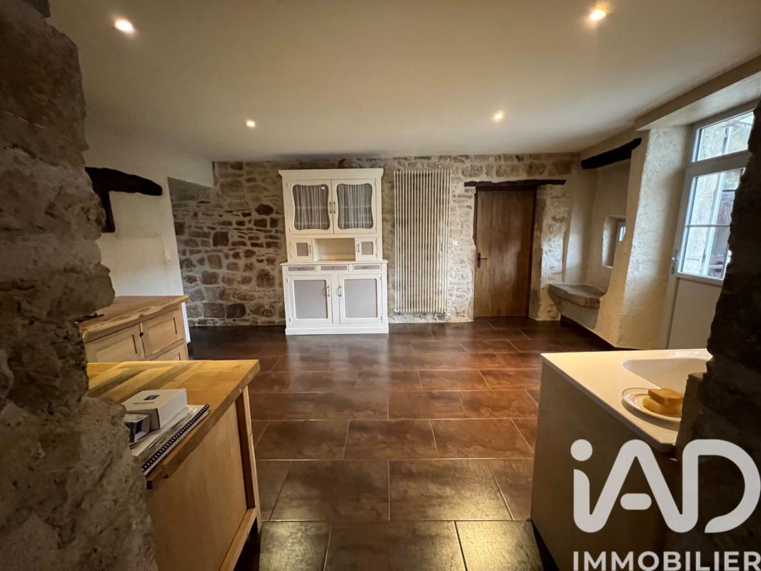 Maison 5 Pièce(s) Saint-Hymetière - Photo 3