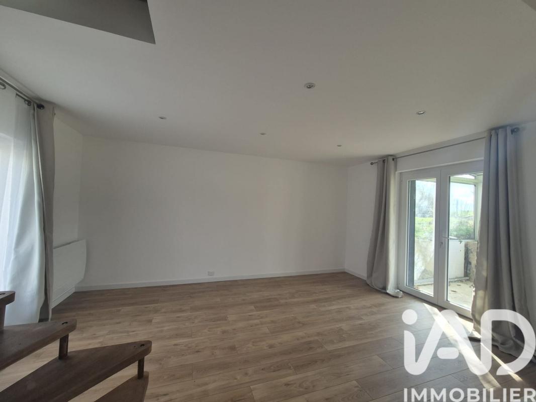 Maison 5 Pièce(s) Saint-Cyr-sur-Morin