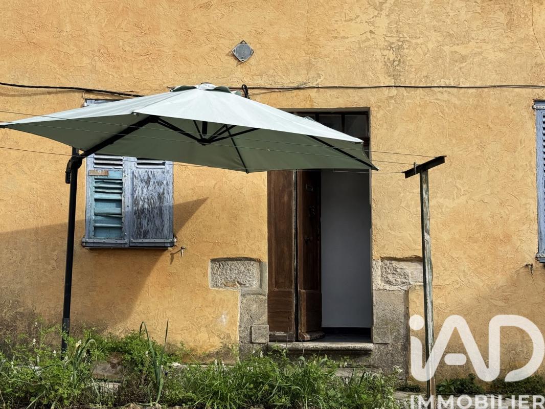 Maison de village 6 Pièce(s) Méounes-lès-Montrieux