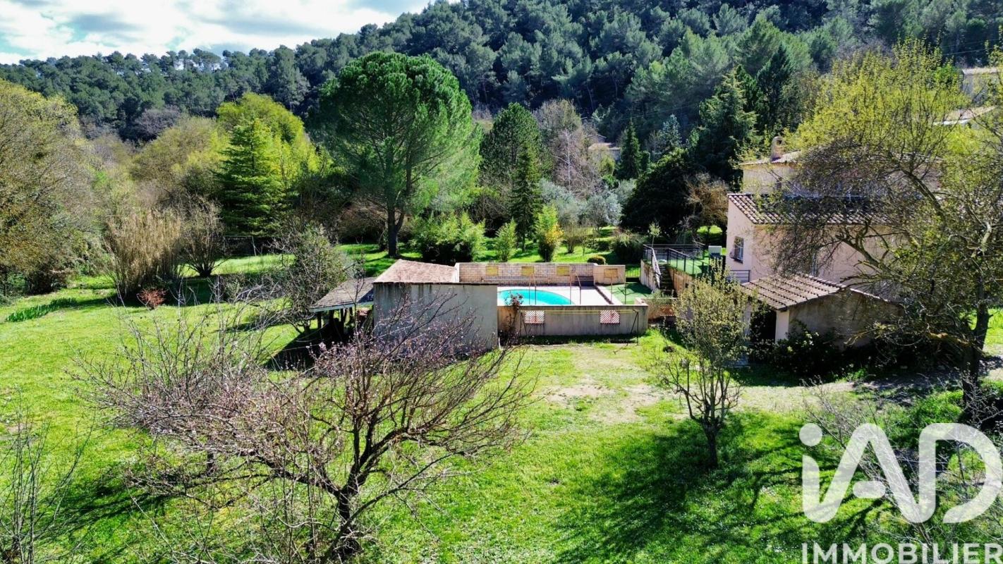 Villa 8 Pièce(s) Saint-Zacharie