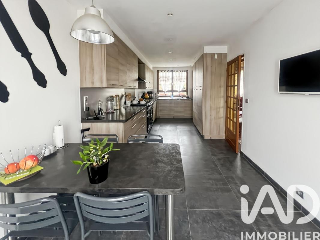 Maison traditionnelle 6 Pièce(s) Férolles-Attilly