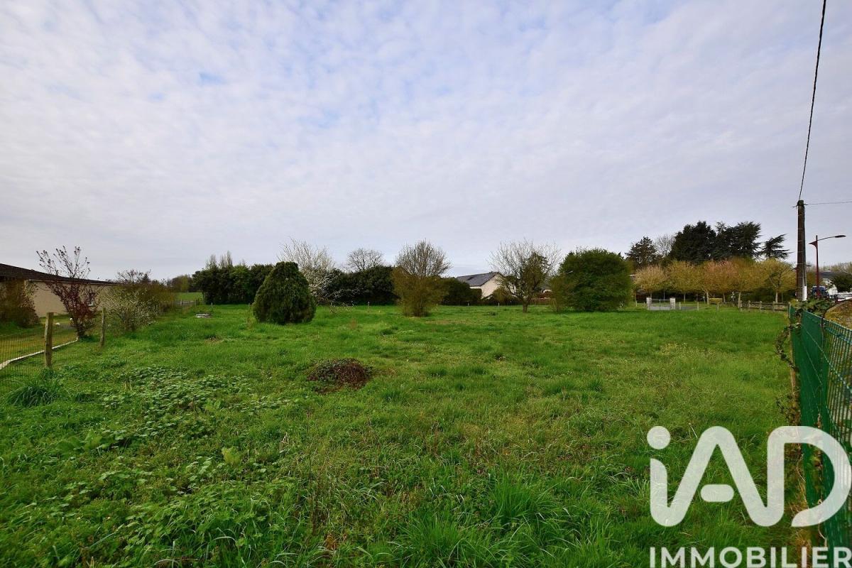 Terrain  Sorigny