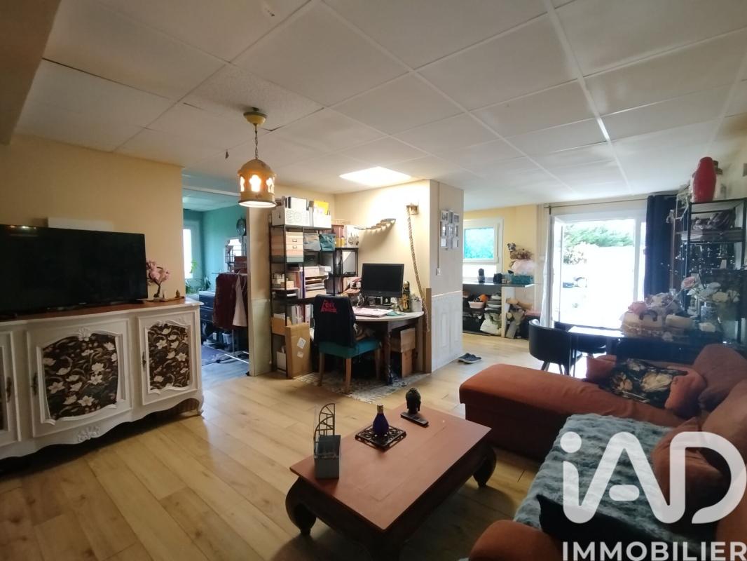 Maison 4 Pièce(s) Chinon