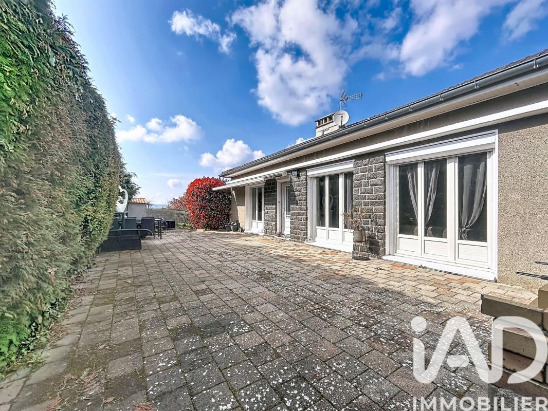Maison 5 Pièce(s) Le Chambon-Feugerolles