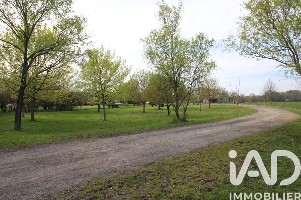 Propriété 14 Pièce(s) Varennes-Vauzelles