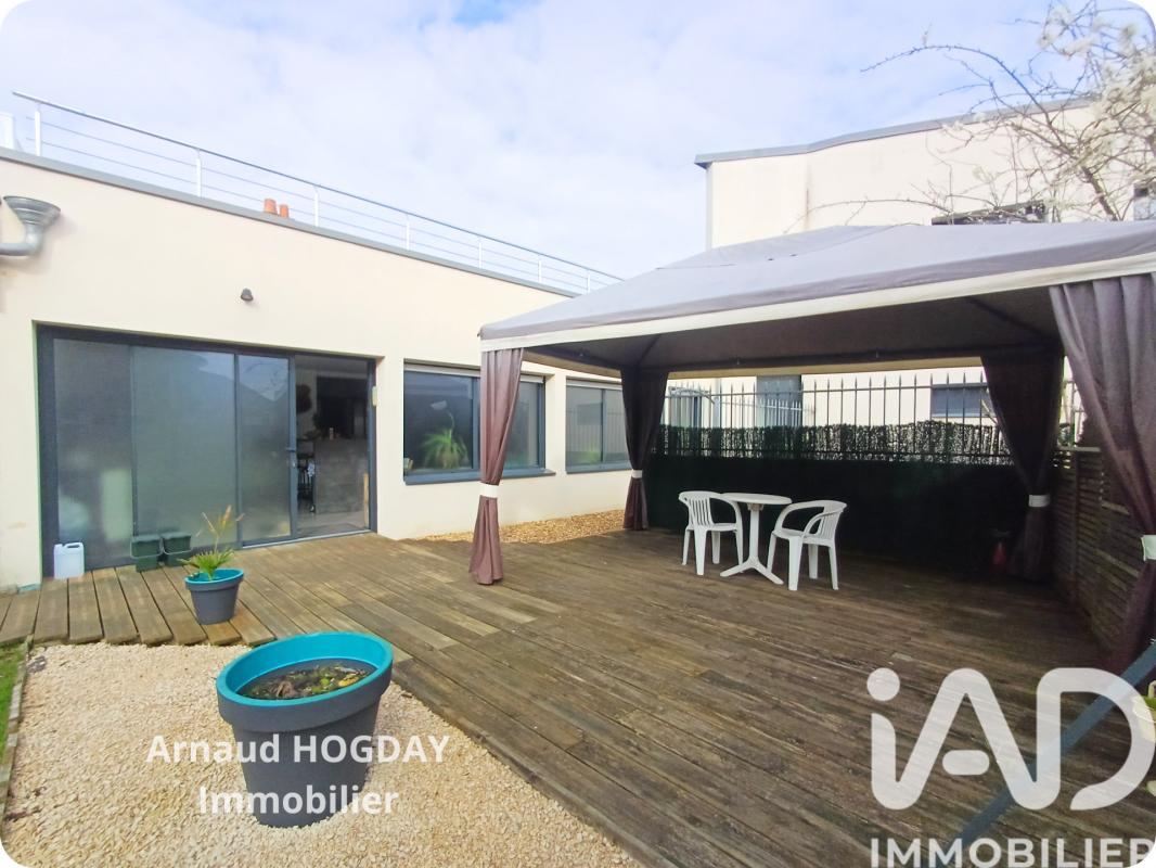 Maison d'architecte 5 Pièce(s) Mazé-Milon