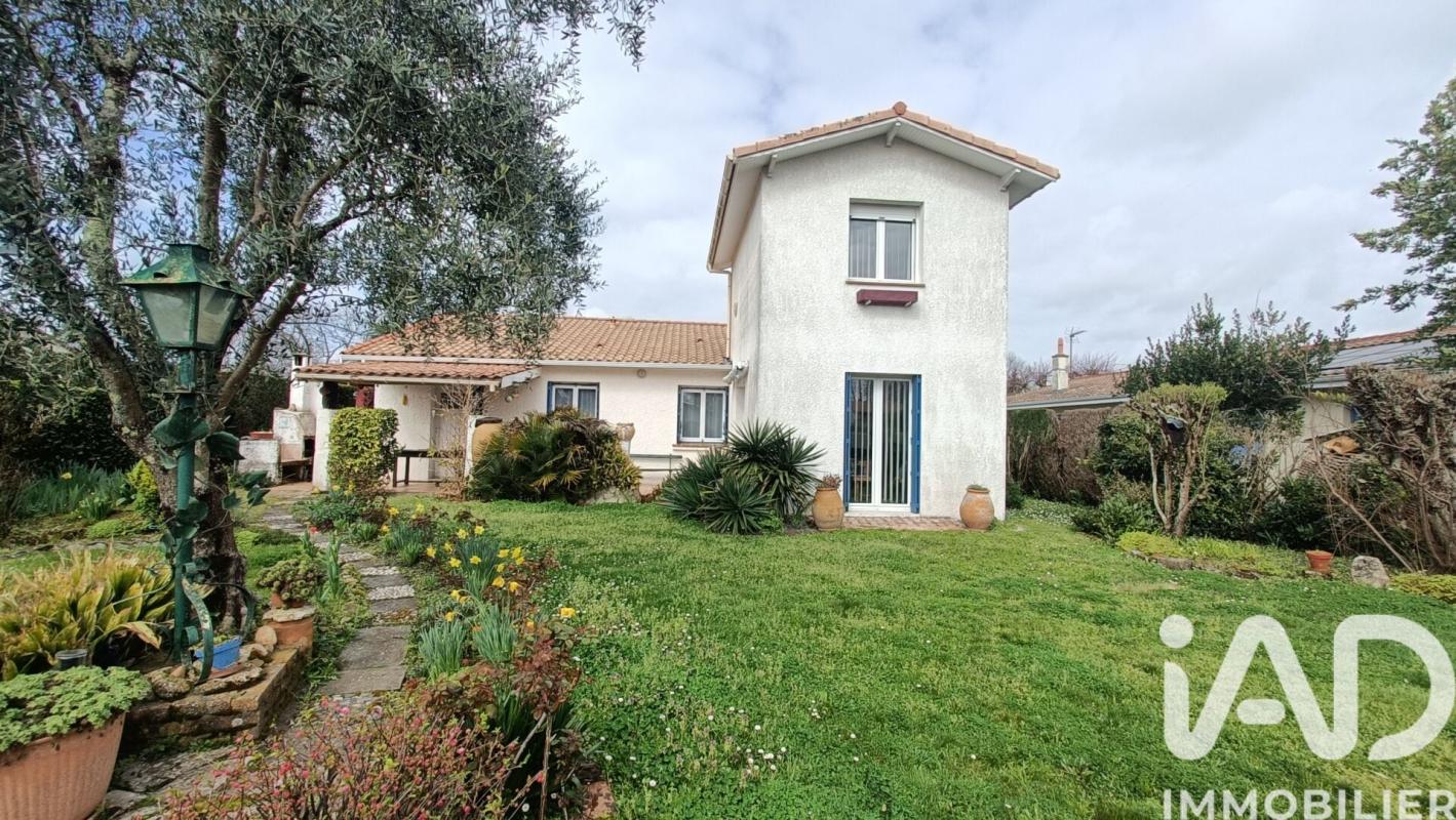 Maison 4 Pièce(s) Arsac