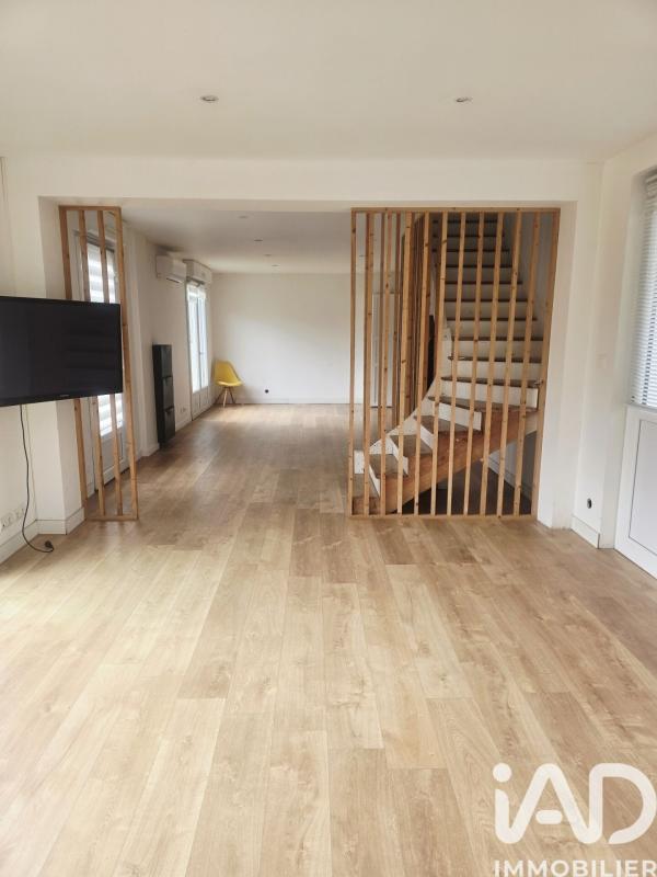 Maison traditionnelle 8 Pièce(s) La Chapelle-des-Marais