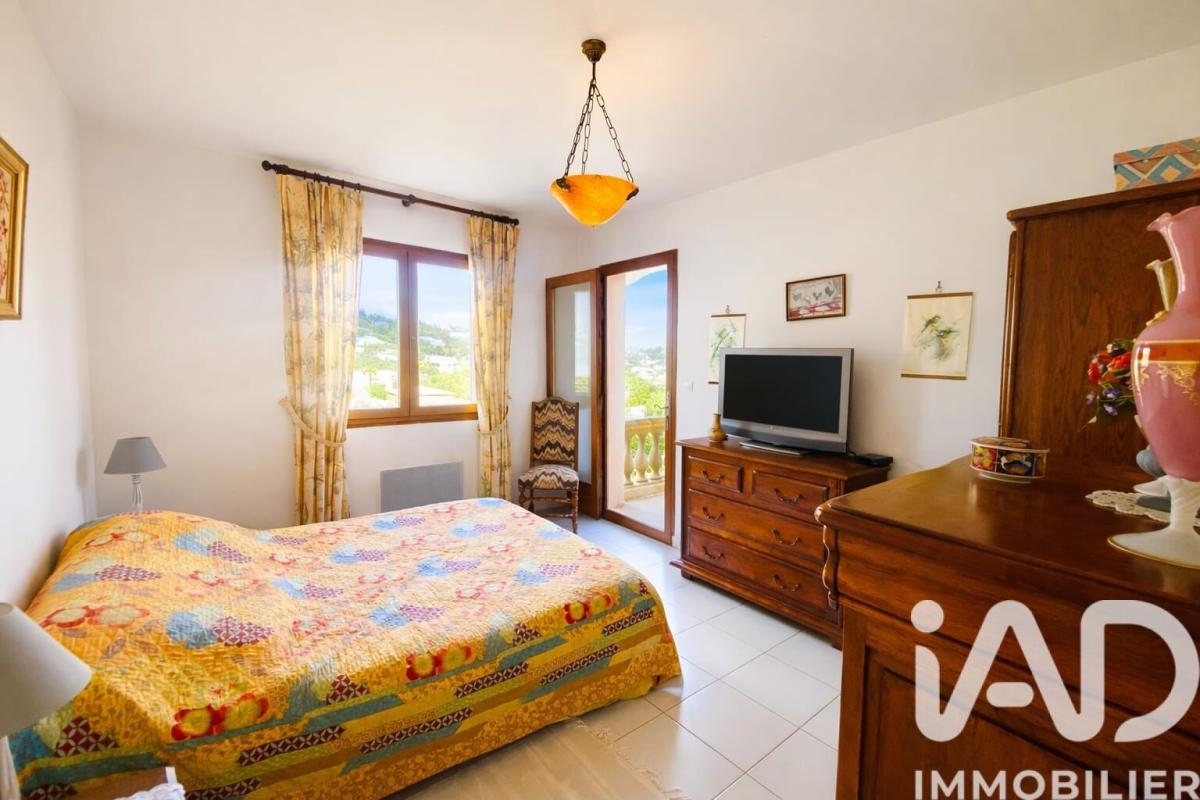 Maison 4 Pièce(s) Roquebrune-sur-Argens - Photo 19