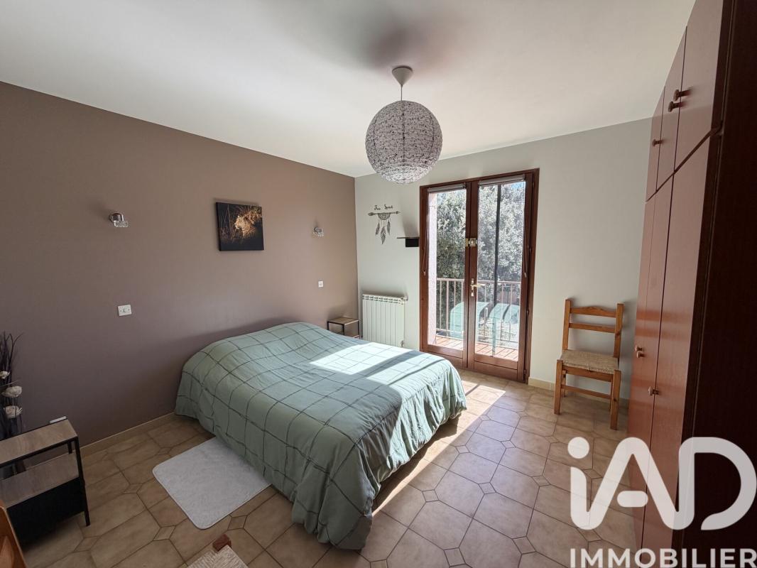 Maison 5 Pièce(s) Suze-la-Rousse