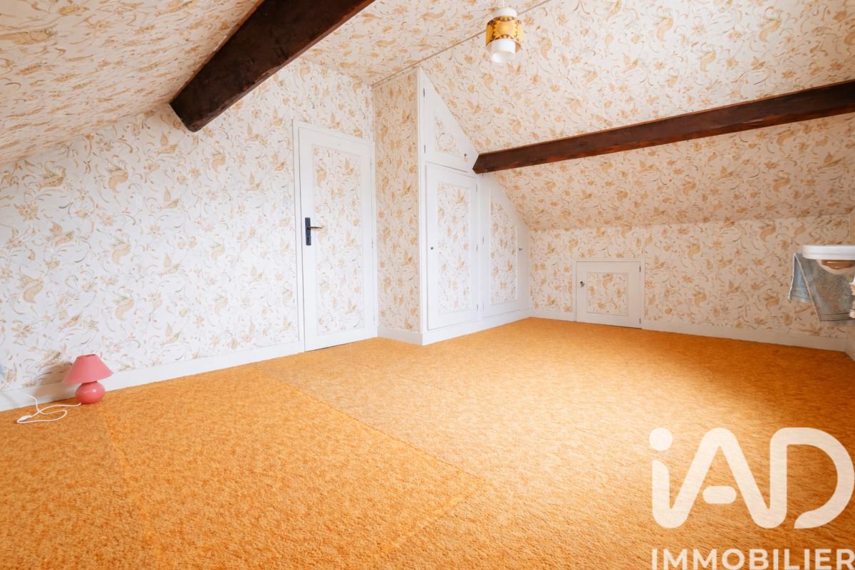 Maison 5 Pièce(s) La Rochette