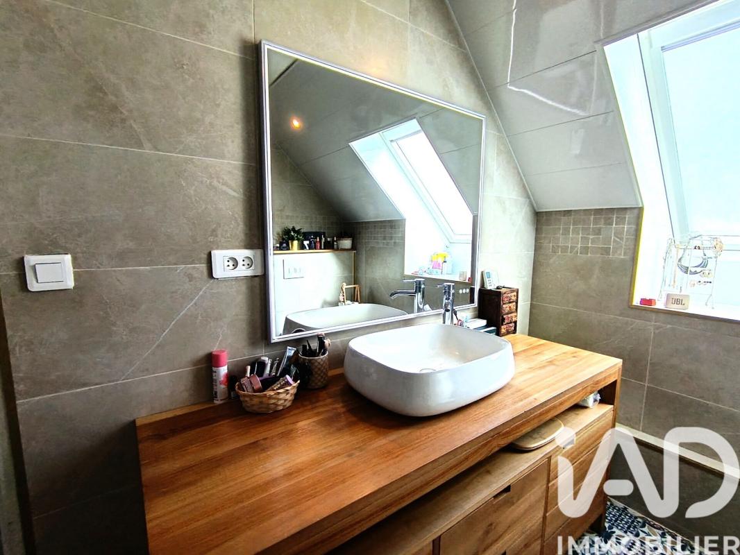 Maison 4 Pièce(s) Vert-Saint-Denis