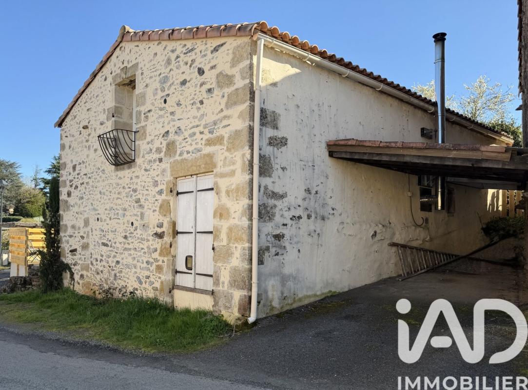 Maison 3 Pièce(s) Mervent