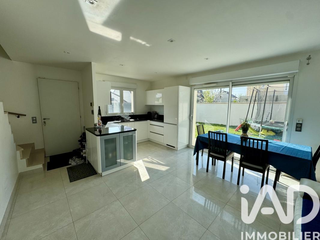 Maison 4 Pièce(s) Morangis