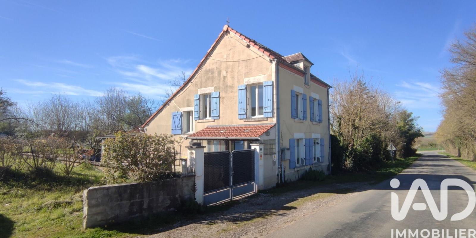 Maison 5 Pièce(s) Gardefort