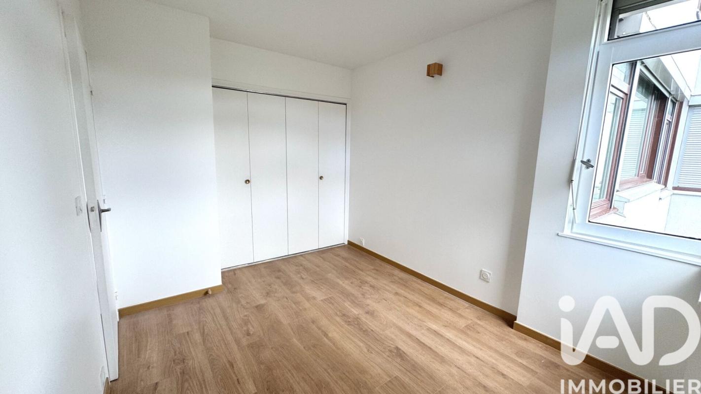 Appartement 2 Pièce(s) Guyancourt - Photo 2