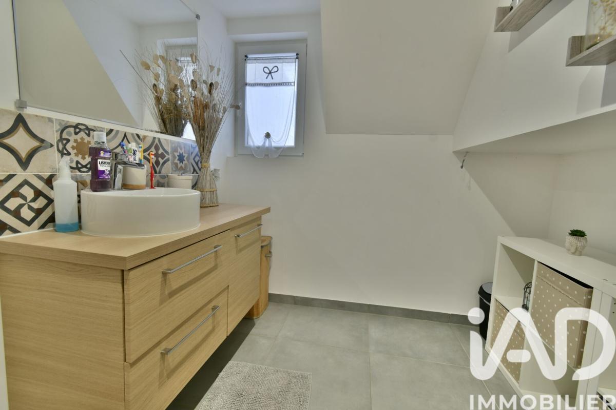 Maison 5 Pièce(s) Ferrières