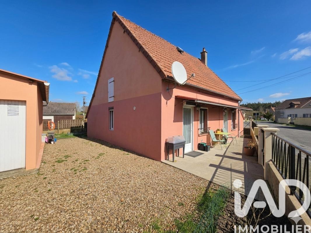 Maison 4 Pièce(s) Cercy-la-Tour - Photo 2