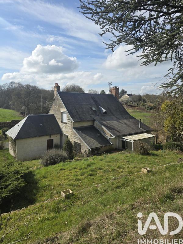 Demeure 7 Pièce(s) La Chartre-sur-le-Loir