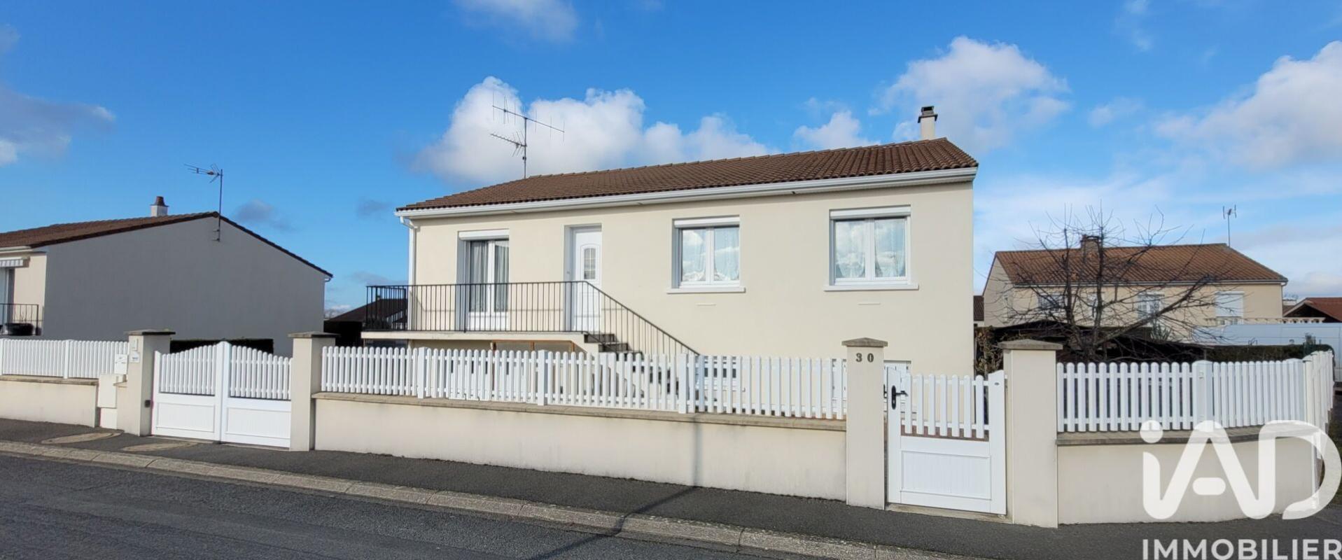 Pavillon 8 Pièce(s) Thouars