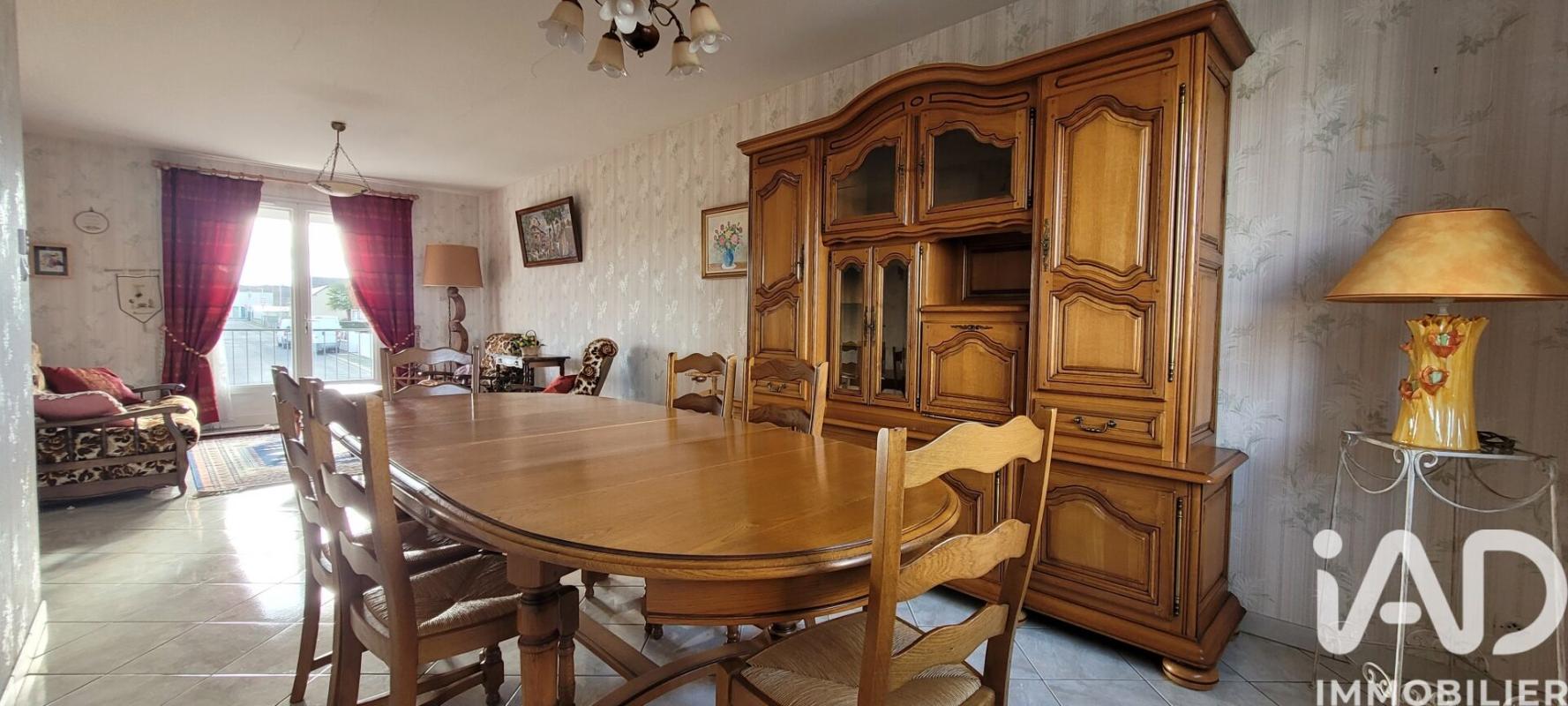 Maison 8 Pièce(s) Thouars - Photo 2