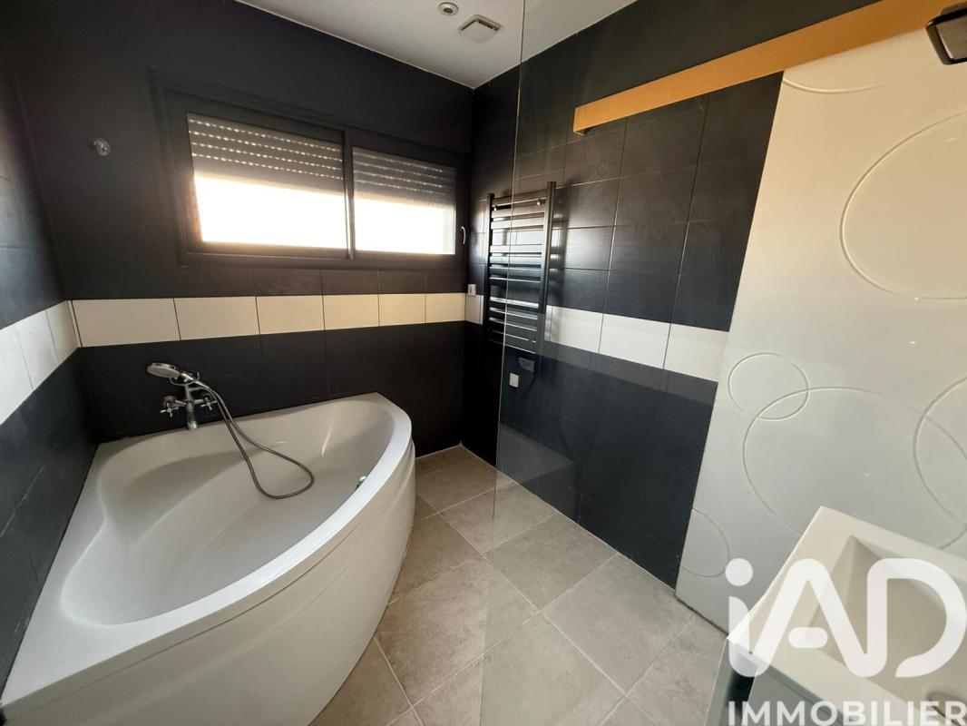 Villa 4 Pièce(s) Claira