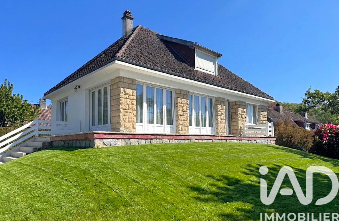 Maison d'architecte 5 Pièce(s) Fontaine-la-Mallet