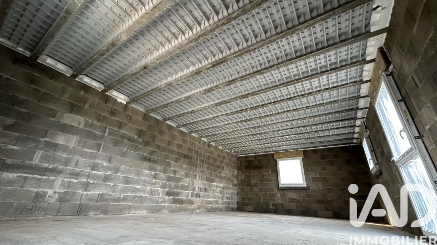 Maison 3 Pièce(s) École-Valentin