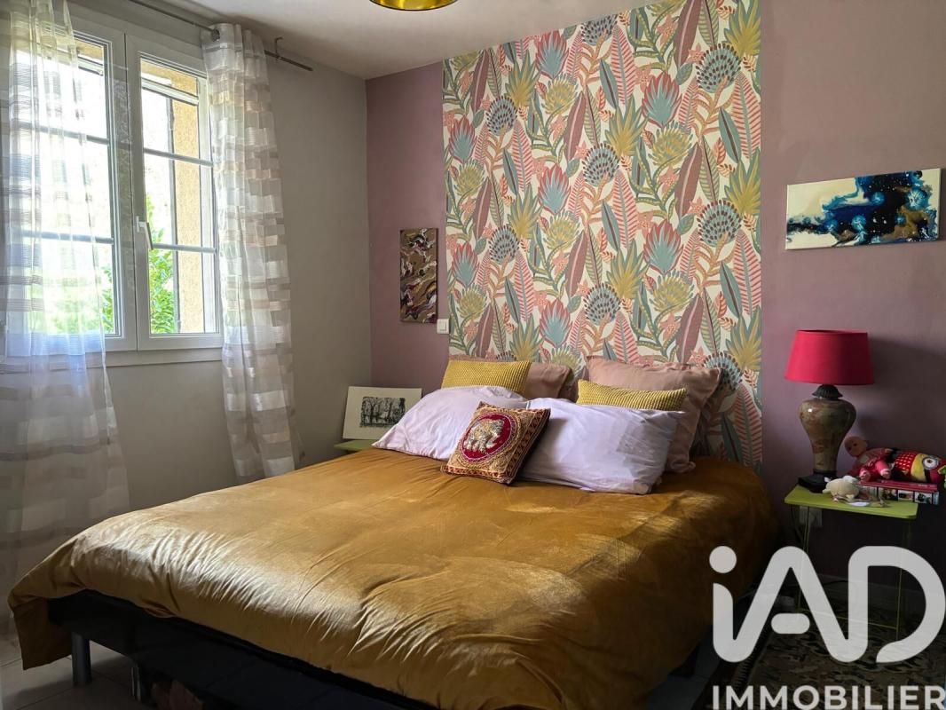 Maison 4 Pièce(s) Entraigues-sur-la-Sorgue