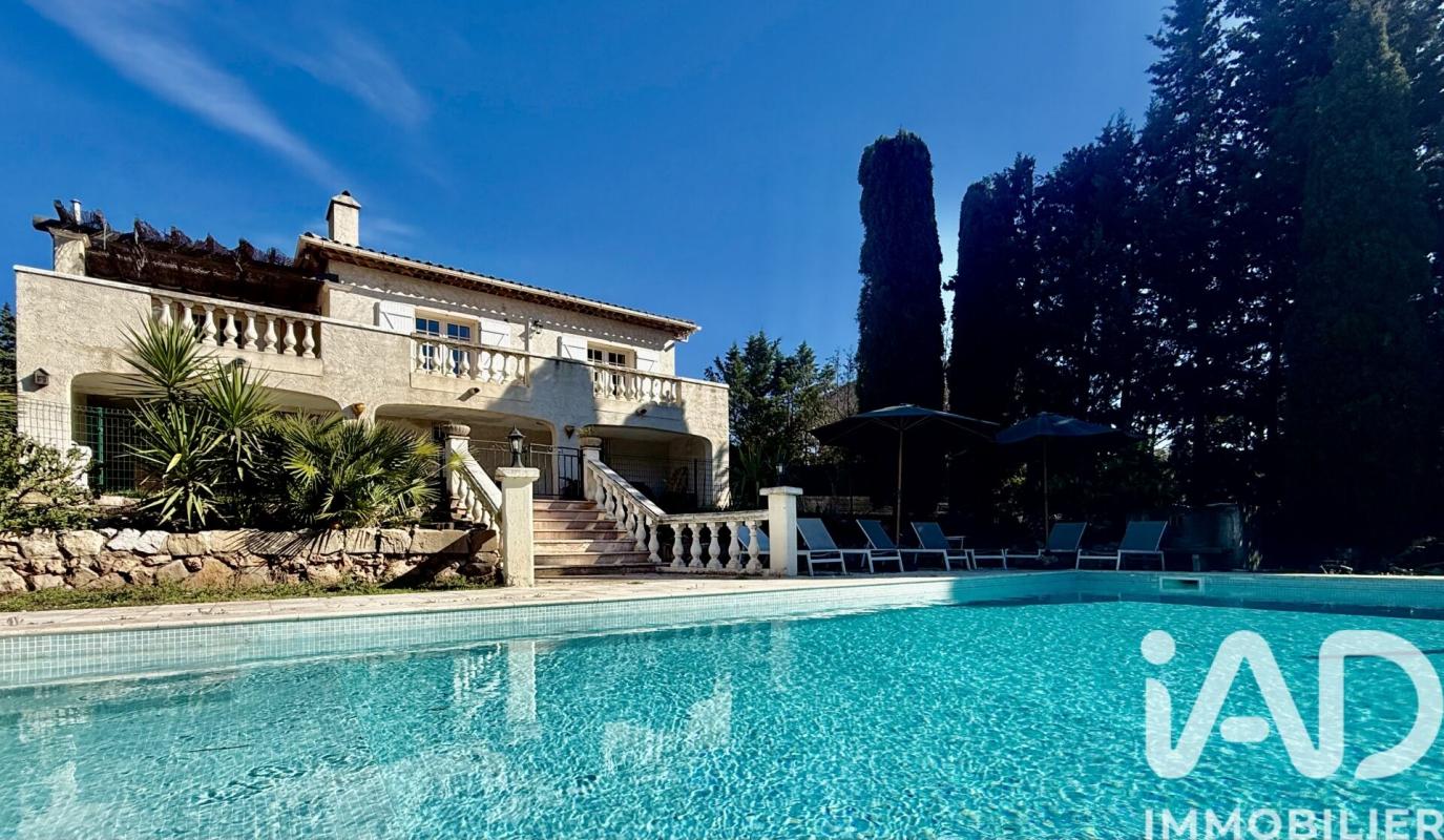 Maison 8 Pièce(s) Le Muy