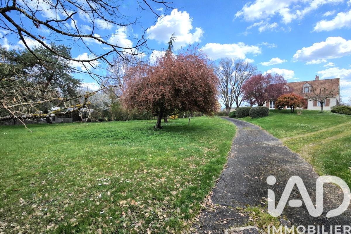 Maison 5 Pièce(s) Bélâbre