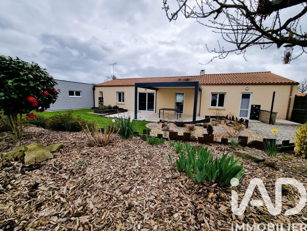 Maison 6 Pièce(s) Les Epesses