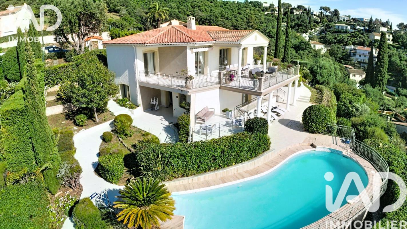 Maison traditionnelle 6 Pièce(s) Roquebrune-sur-Argens