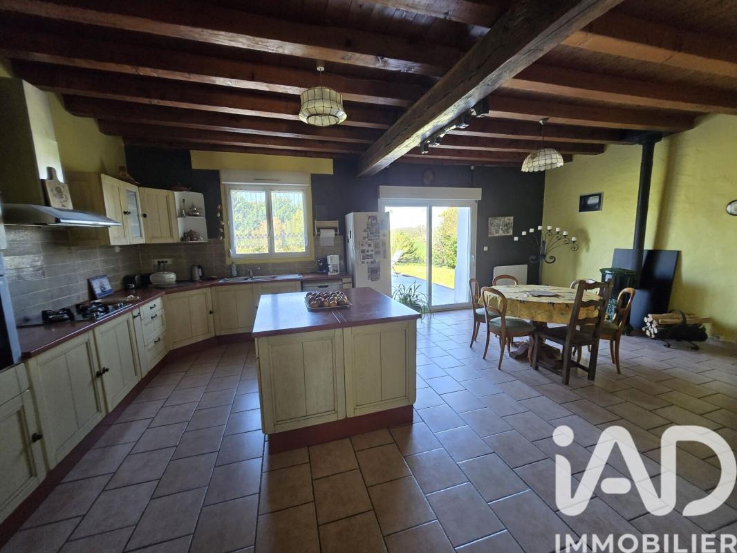 Maison 6 Pièce(s) Montignac-de-Lauzun