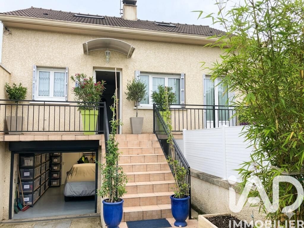 Maison 5 Pièce(s) Saint-Germain-lès-Arpajon