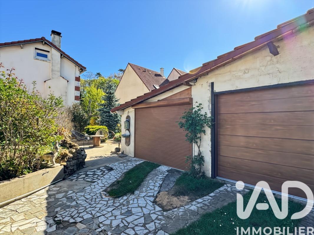 Maison 5 Pièce(s) La Norville