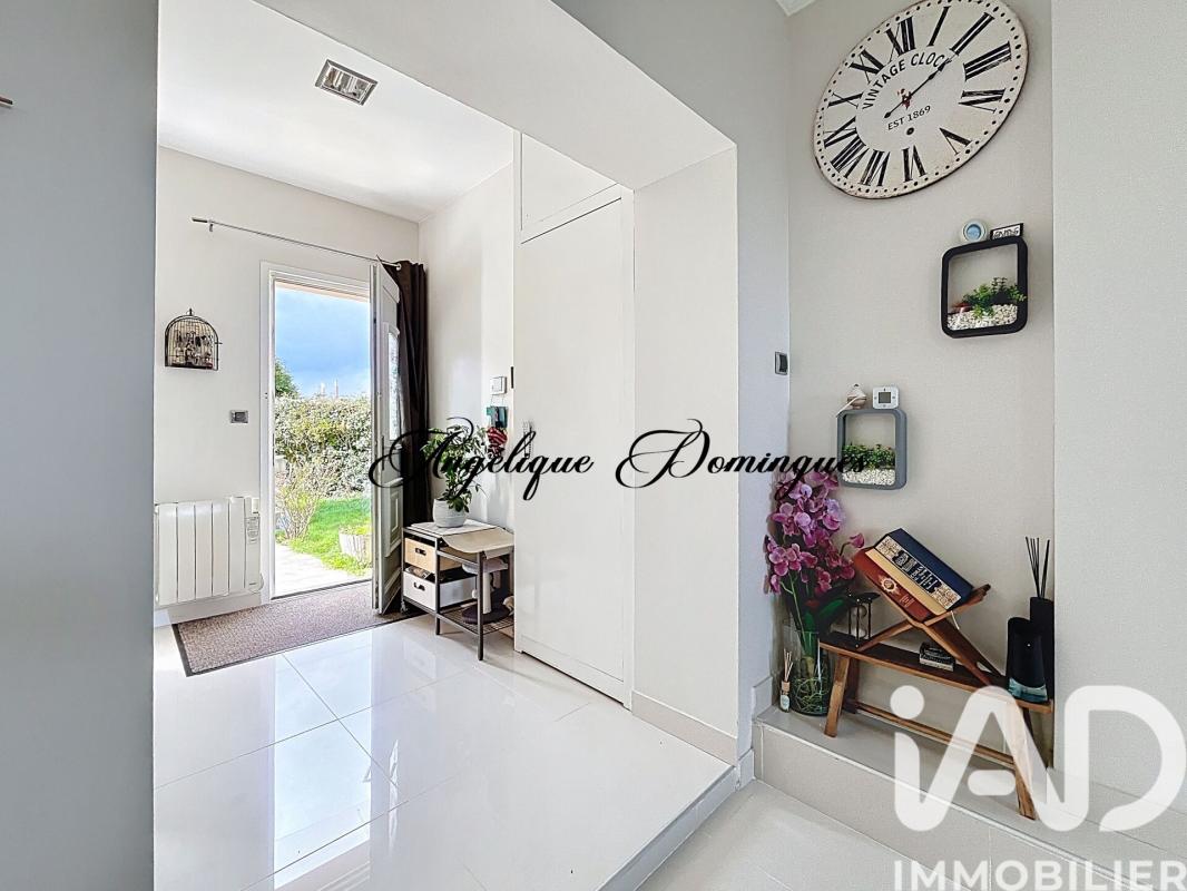 Maison 8 Pièce(s) Mézières-sur-Seine