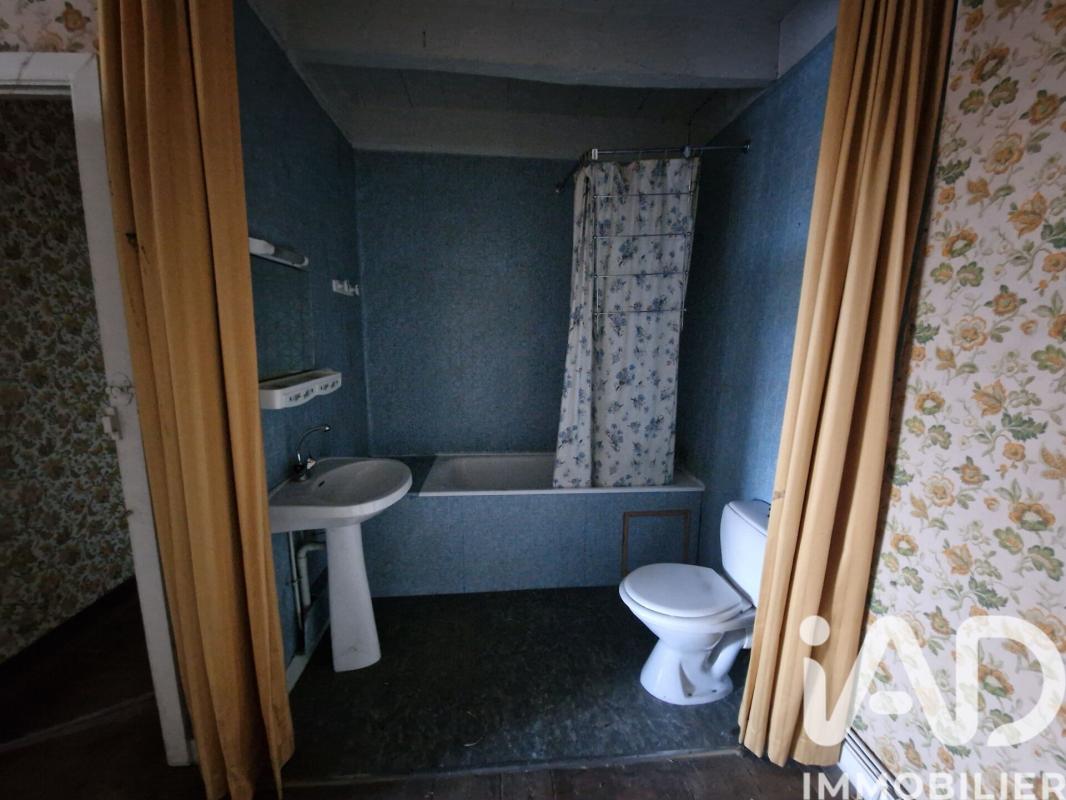 Maison 8 Pièce(s) Jugon-les-Lacs - Commune nouvelle