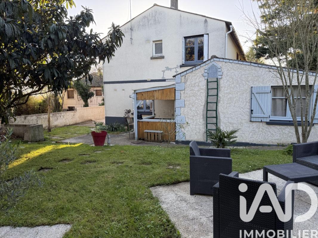 Maison 6 Pièce(s) Thuré