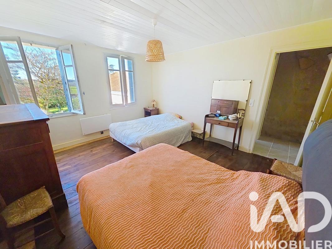Maison 9 Pièce(s) Orgedeuil - Photo 11