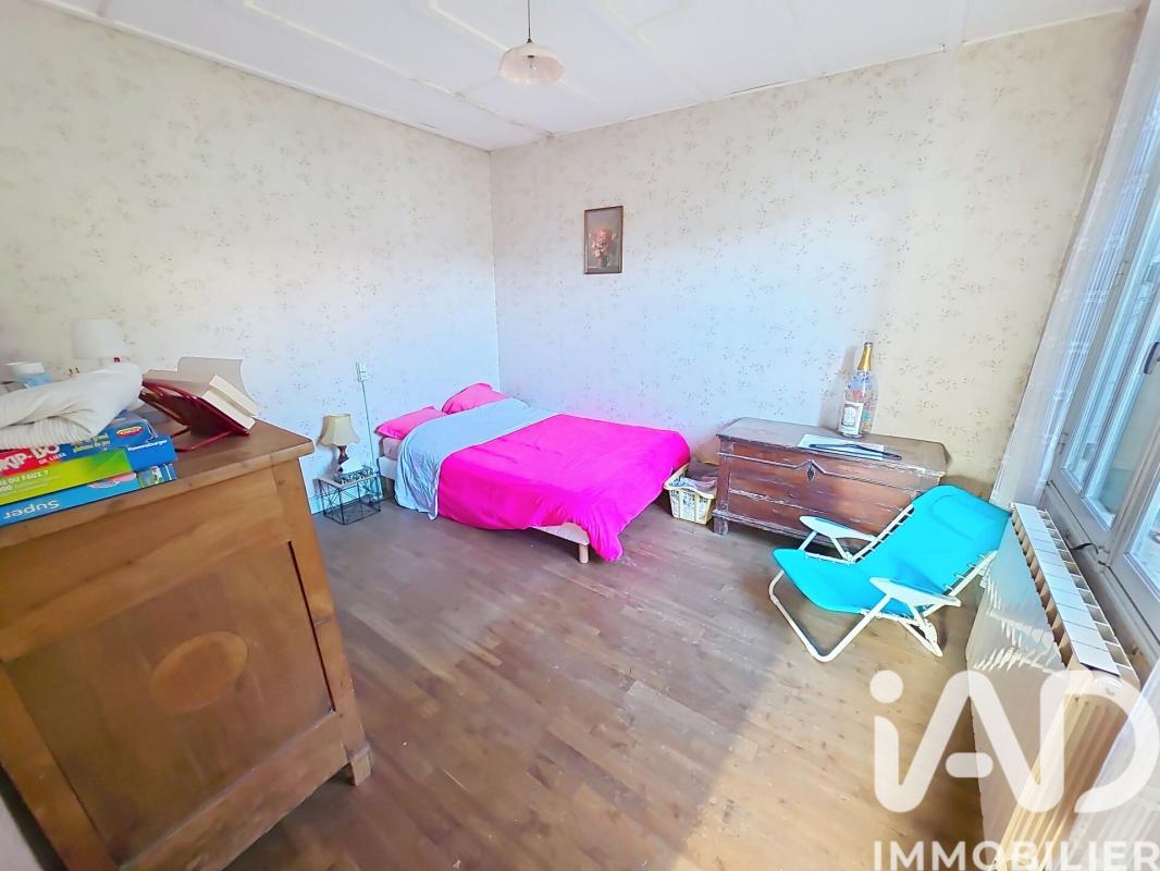 Maison 9 Pièce(s) Orgedeuil - Photo 13