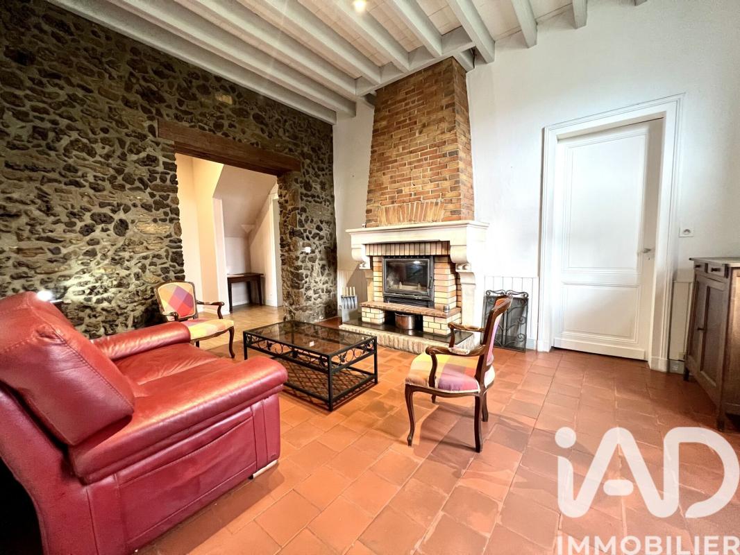 Maison traditionnelle 8 Pièce(s) Salles